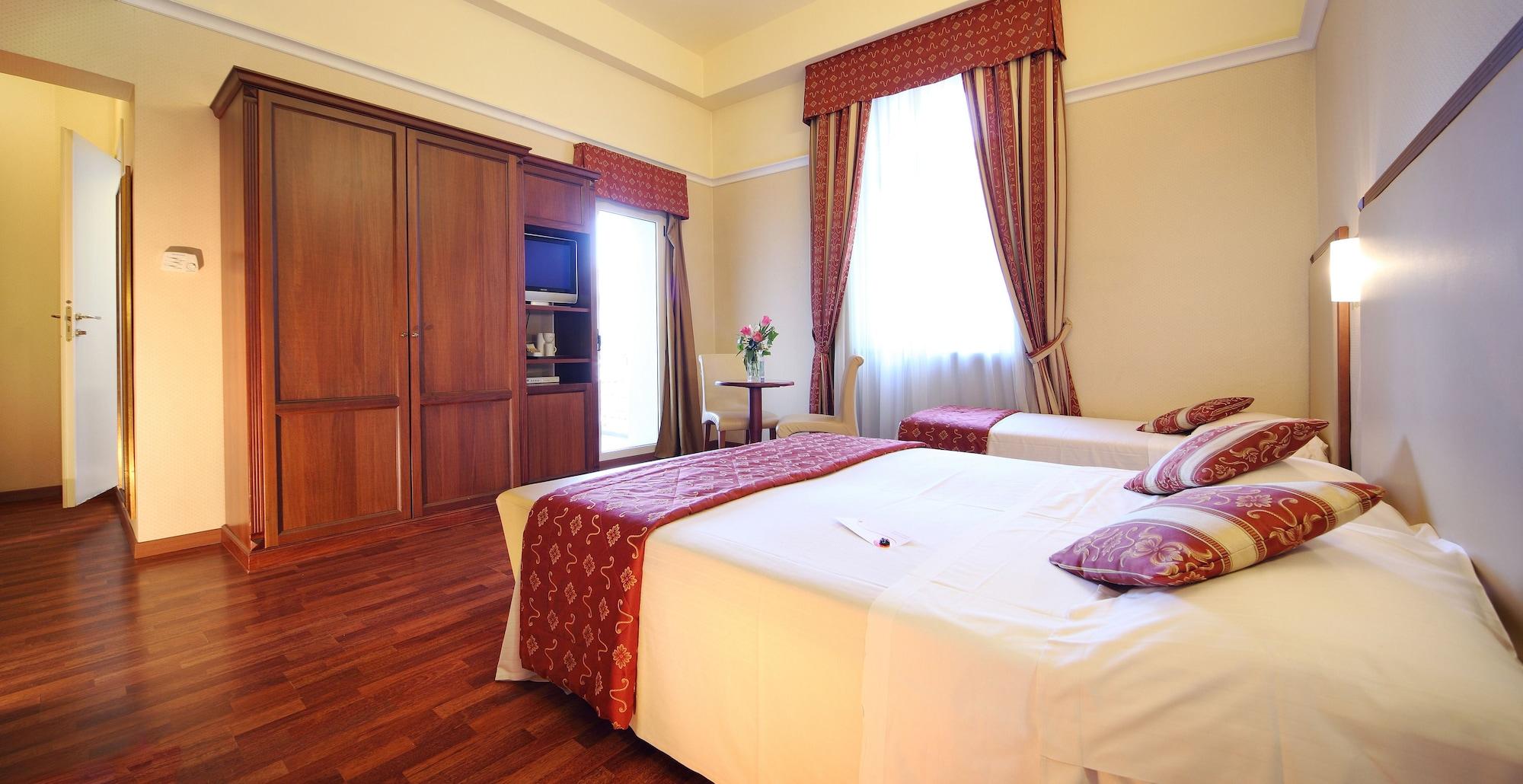Villa Adriatica Ambienthotels 리미니 외부 사진