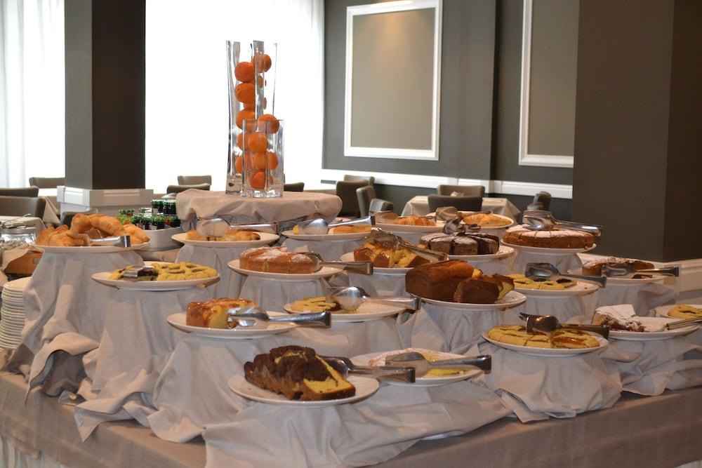 Villa Adriatica Ambienthotels 리미니 외부 사진