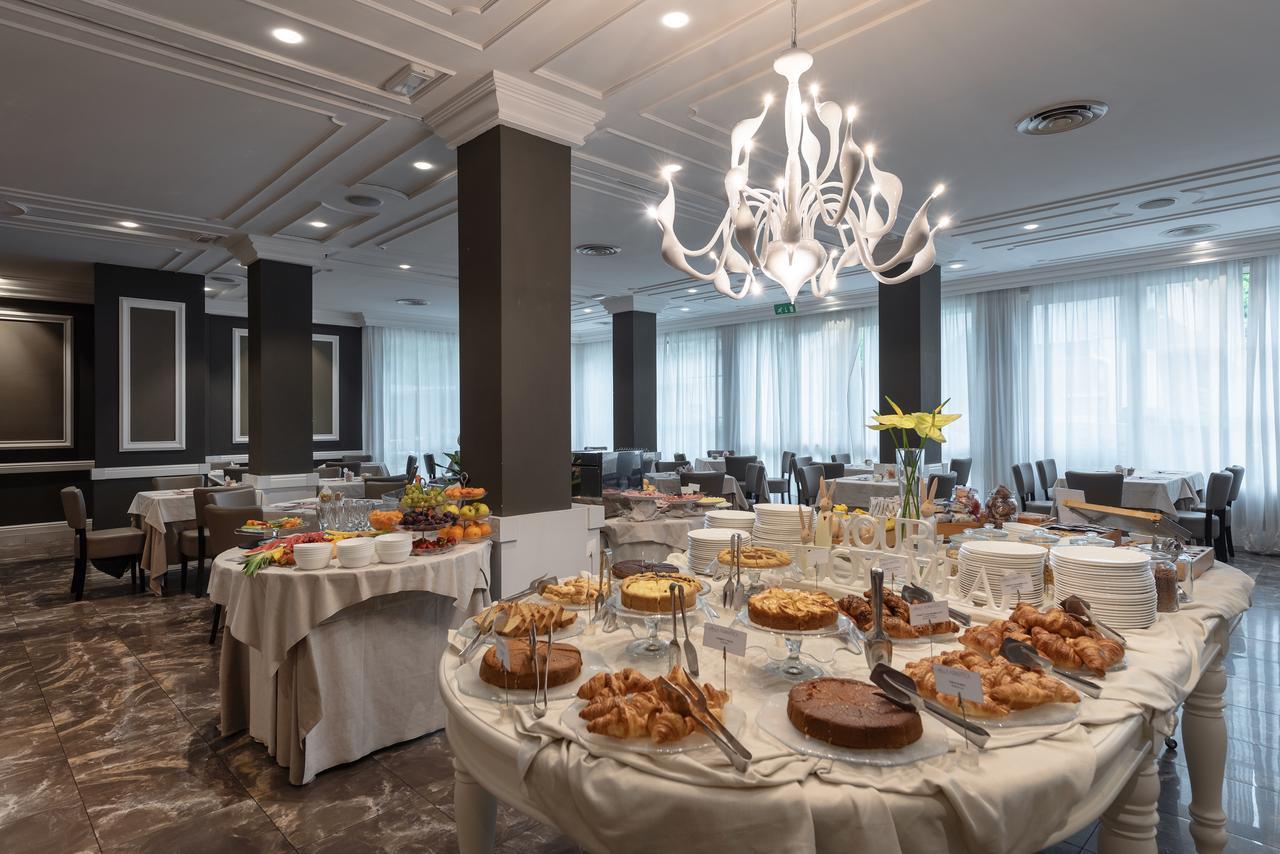 Villa Adriatica Ambienthotels 리미니 외부 사진